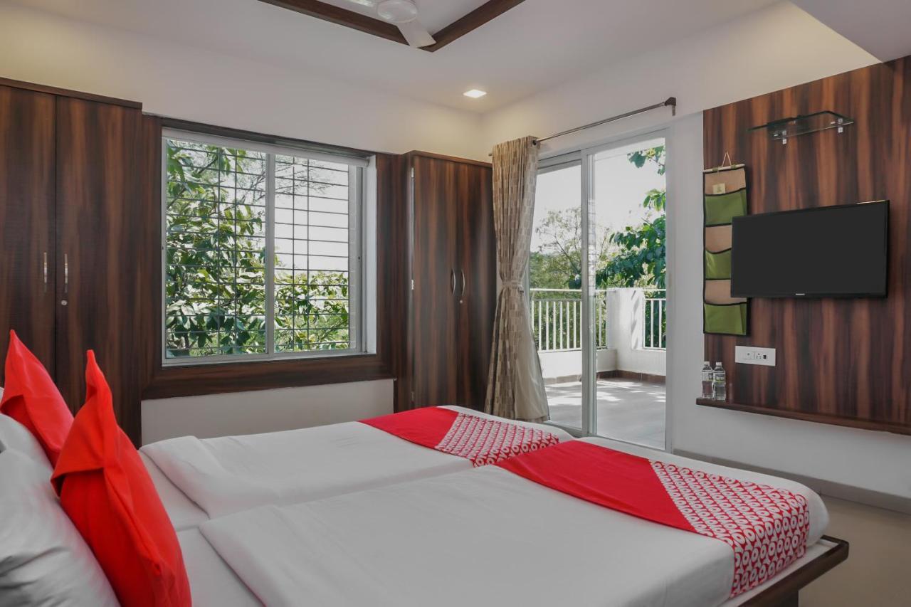 Oyo 7673 The Ark Apartment Hotel Pune Bagian luar foto